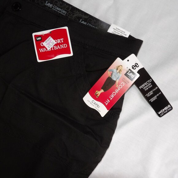 Lee Women's Comfort Fit Capri Pants, Black, 18W Medium, NWT - Picture 1 of 9
